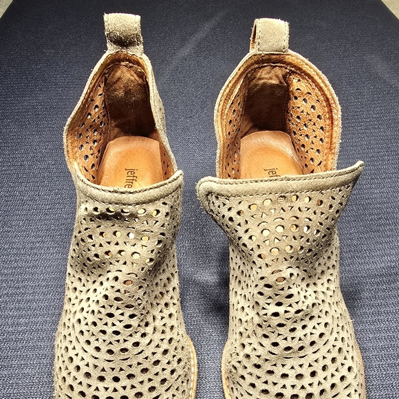 JEFFREY CAMPBELL Rosalee Leather Cutout Ankle Booties in Taupe Suede Size 7.5 - Picture 3 of 9